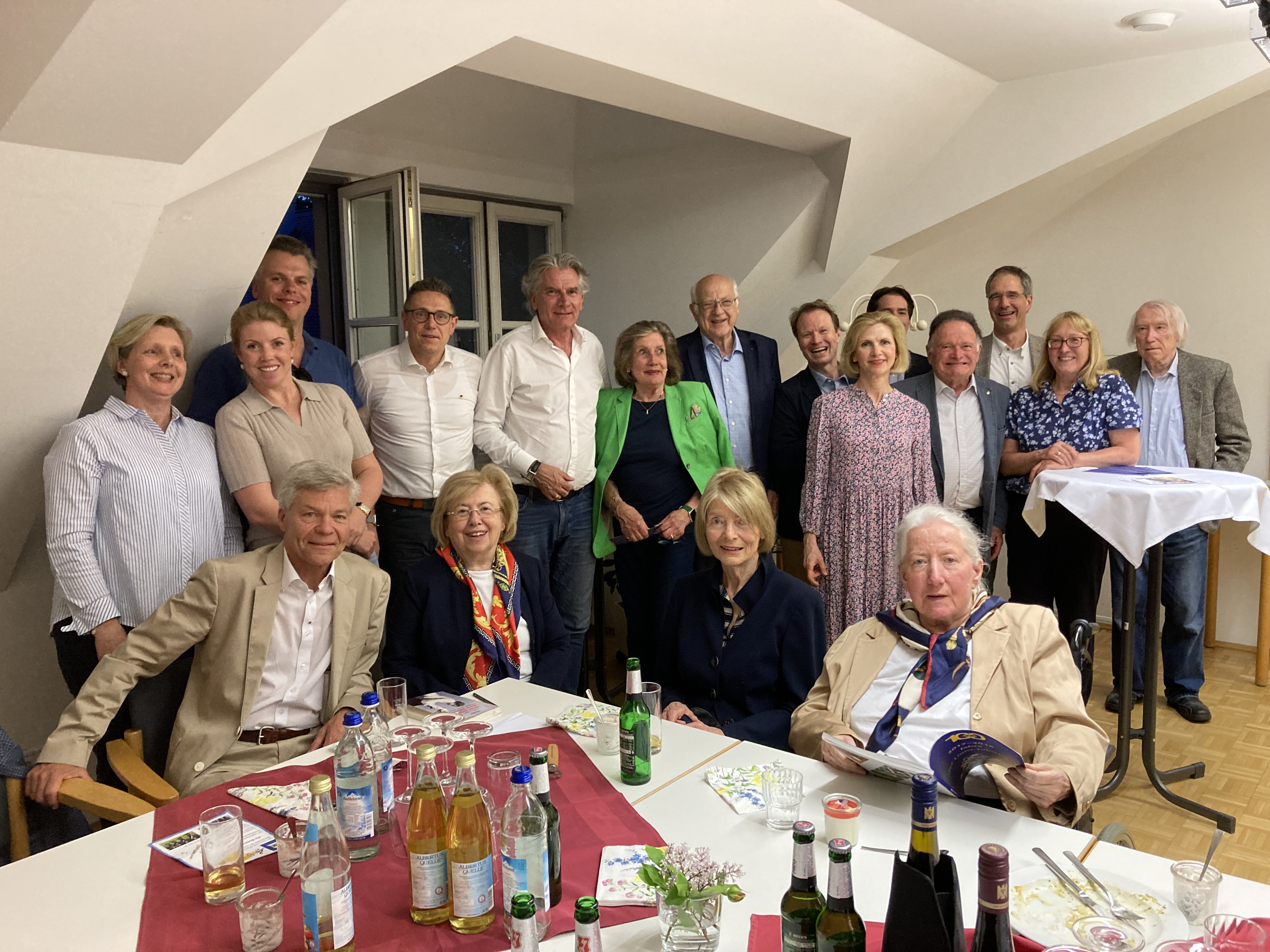 Besuch Des Lions Club | Blindeninstitutsstiftung